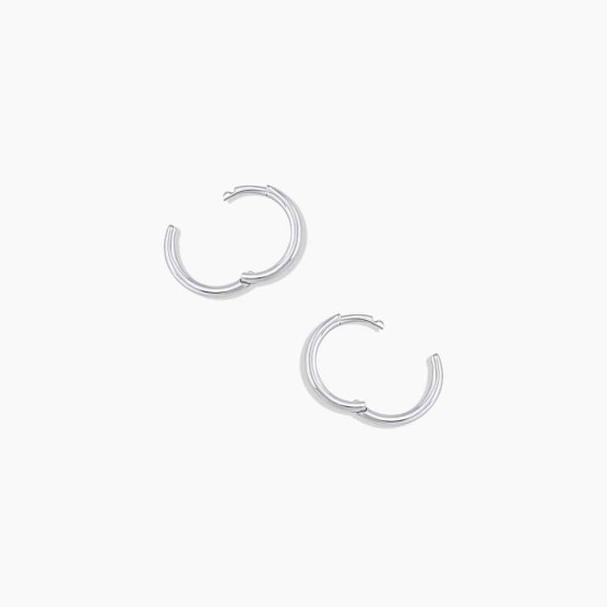 14k White Gold Classic 11 mm Huggies